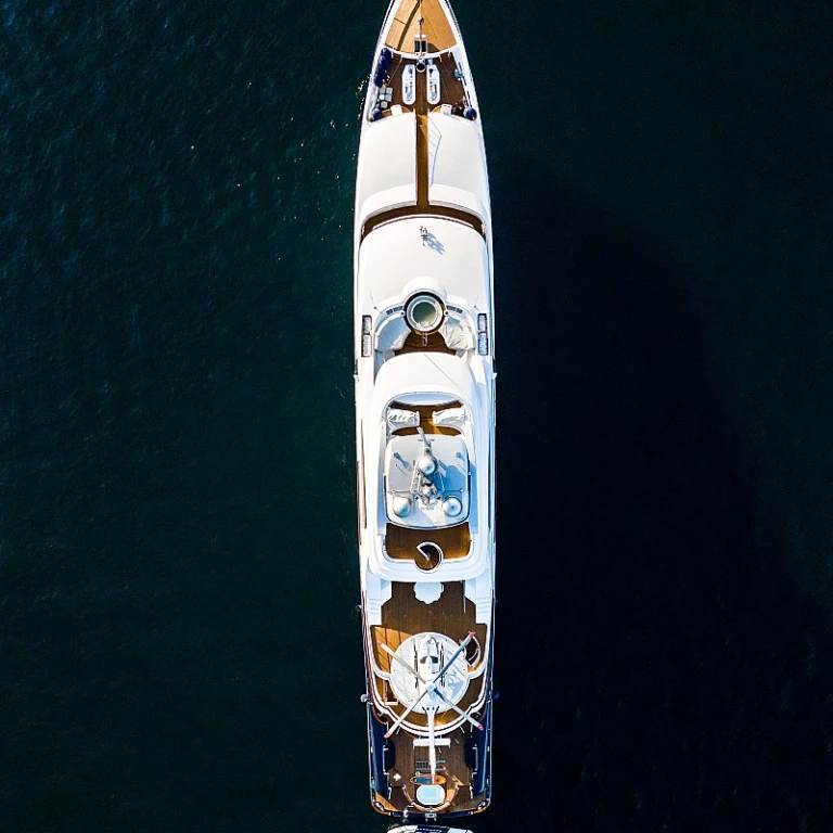 Perfect presents for the boating enthusiast dad