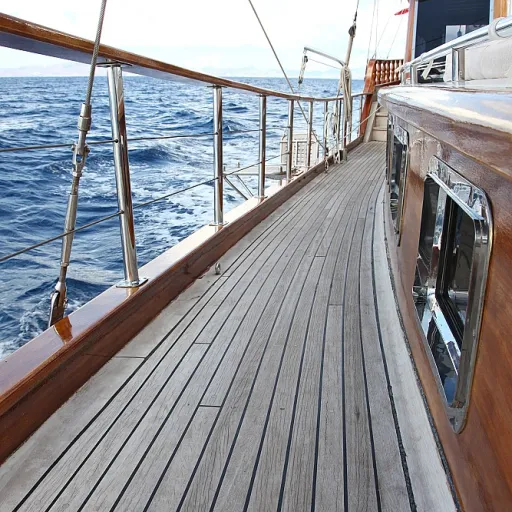 Why emerald bay marina stands out for yacht enthusiasts