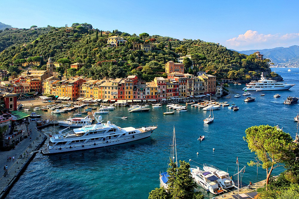 Refined boat rental in Nice for yacht lovers on the French Riviera