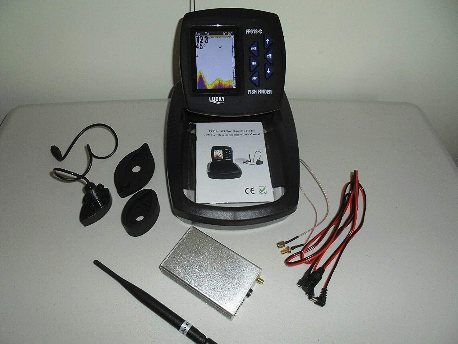 Bait Boat Wireless Colour Fish Finder- 500 Metre Range, with Coloured LCD screen - Fantastic Feature/Fish Finder - Fish ID, Zoom + More
